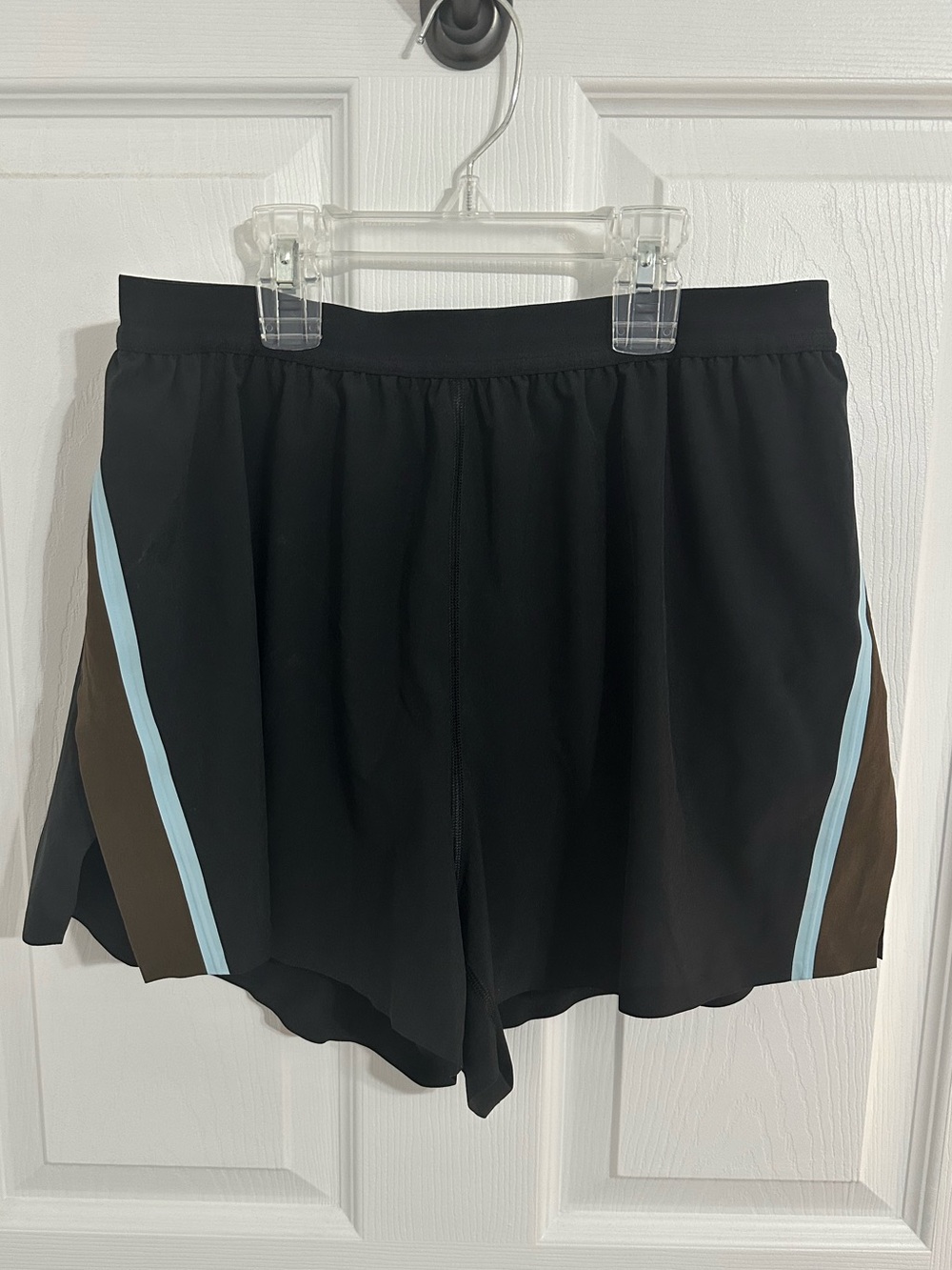 Lululemon High-Rise Split Short - Size small